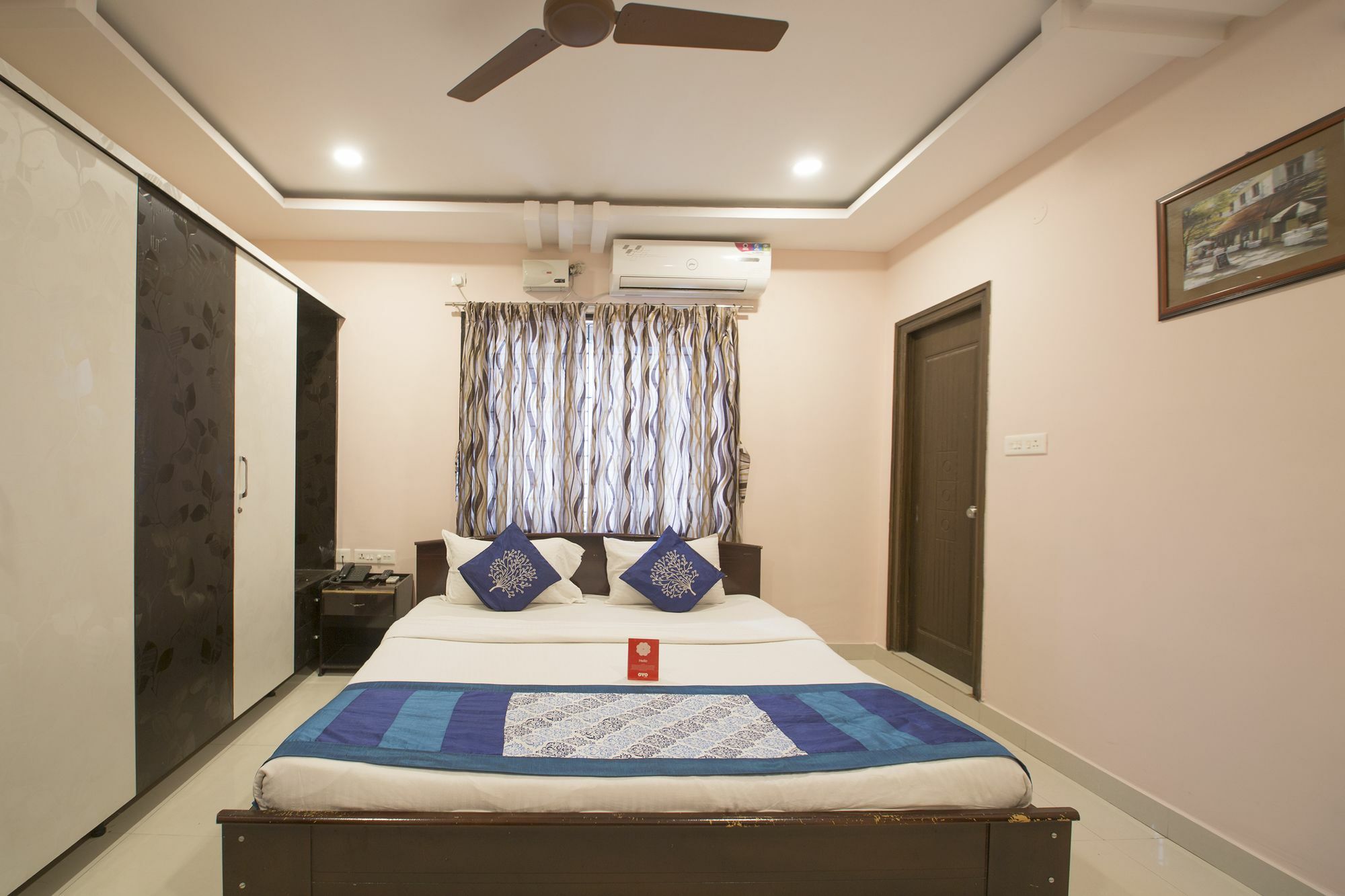 Oyo 10373 Apartment The Icon Homes Hyderabad Exterior foto