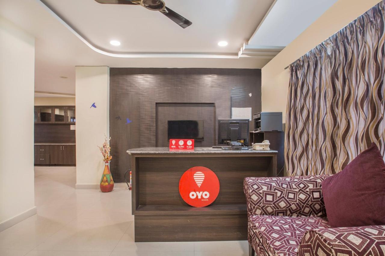 Oyo 10373 Apartment The Icon Homes Hyderabad Exterior foto